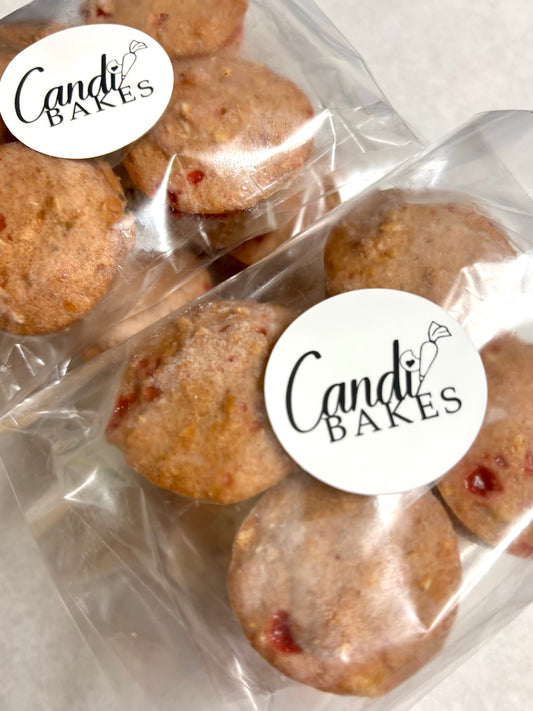 35 Calorie Strawberry Oat Mini Muffins