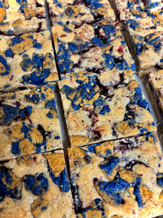 Blueberry Pie Oreo Blondie